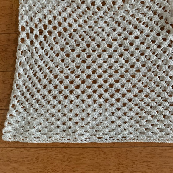Brazilian white crochet top - Picture 8 of 9
